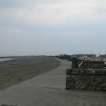 The beach front at Dinas Dinlle