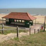 Frinton-on-Sea: Seafront shelter