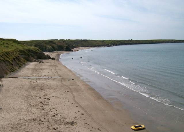 The sandy Traeth Penllech with hardly a visitor in sight